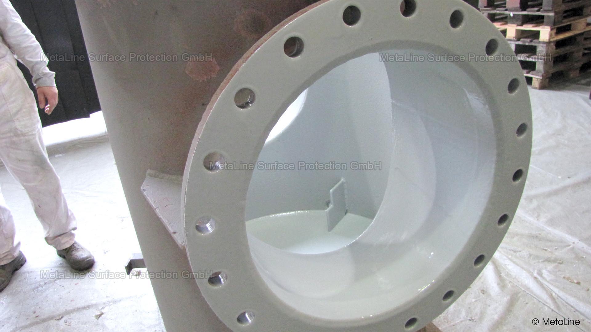 <!-- START: ConditionalContent --><!-- END: ConditionalContent -->   <!-- START: ConditionalContent --> Filter box; Strainer; Seachest; Corrosion; Rubber coating; Coating; Wear; Repair; Sea water, salt water <!-- END: ConditionalContent -->   <!-- START: ConditionalContent --><!-- END: ConditionalContent -->   <!-- START: ConditionalContent --><!-- END: ConditionalContent -->